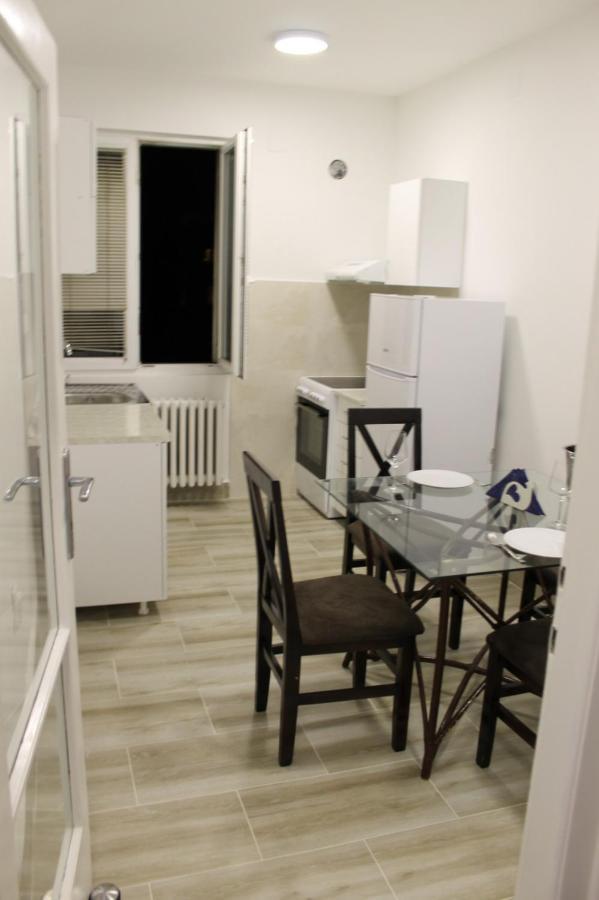 Apartment 51 - Bright, Spacious, Lux 1 Bedroom In The City Center - Stari Grad Belgrado Exterior foto